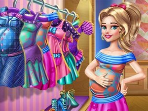 Chic Wardrobe Dress Up Game